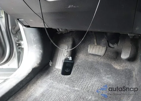 2016 Toyota Rav4 Se z USA, uszkodzony, nr VIN 2T3JFREV3GW412382